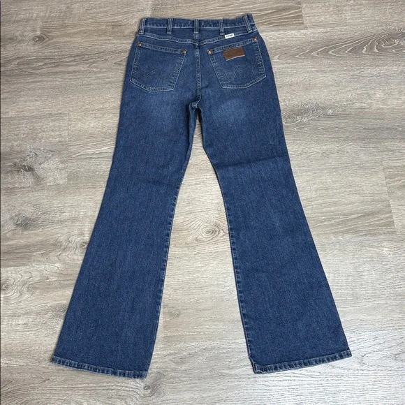 NWT Wrangler Women’s Wanderer High Rise Modern Flare Jeans Blue Sz 27x30 - Picture 7 of 11